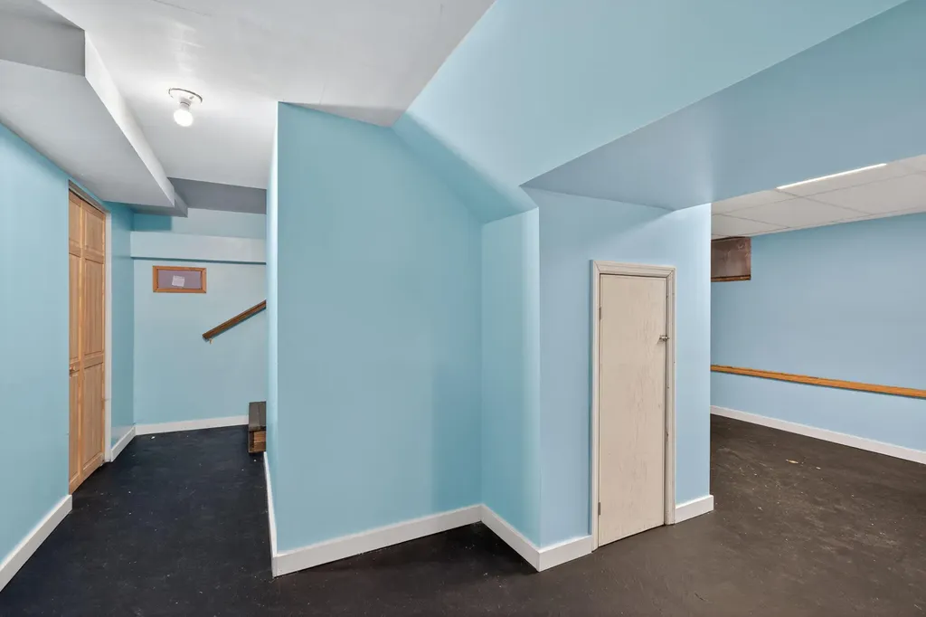 251 Rand Avenue Lexington KY 40508