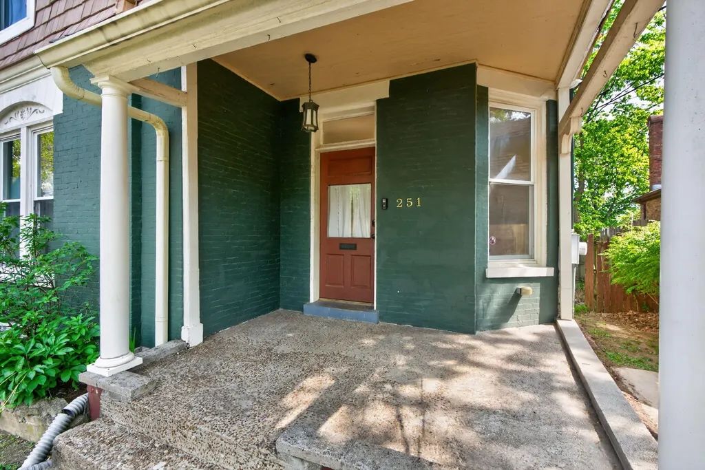 251 Rand Avenue Lexington KY 40508