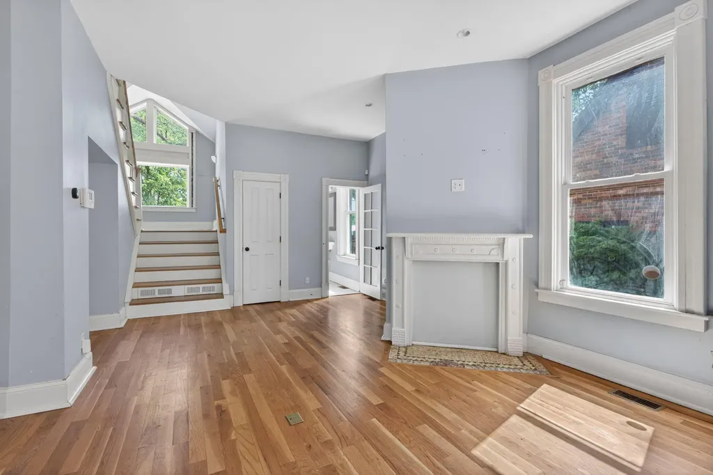 251 Rand Avenue Lexington KY 40508