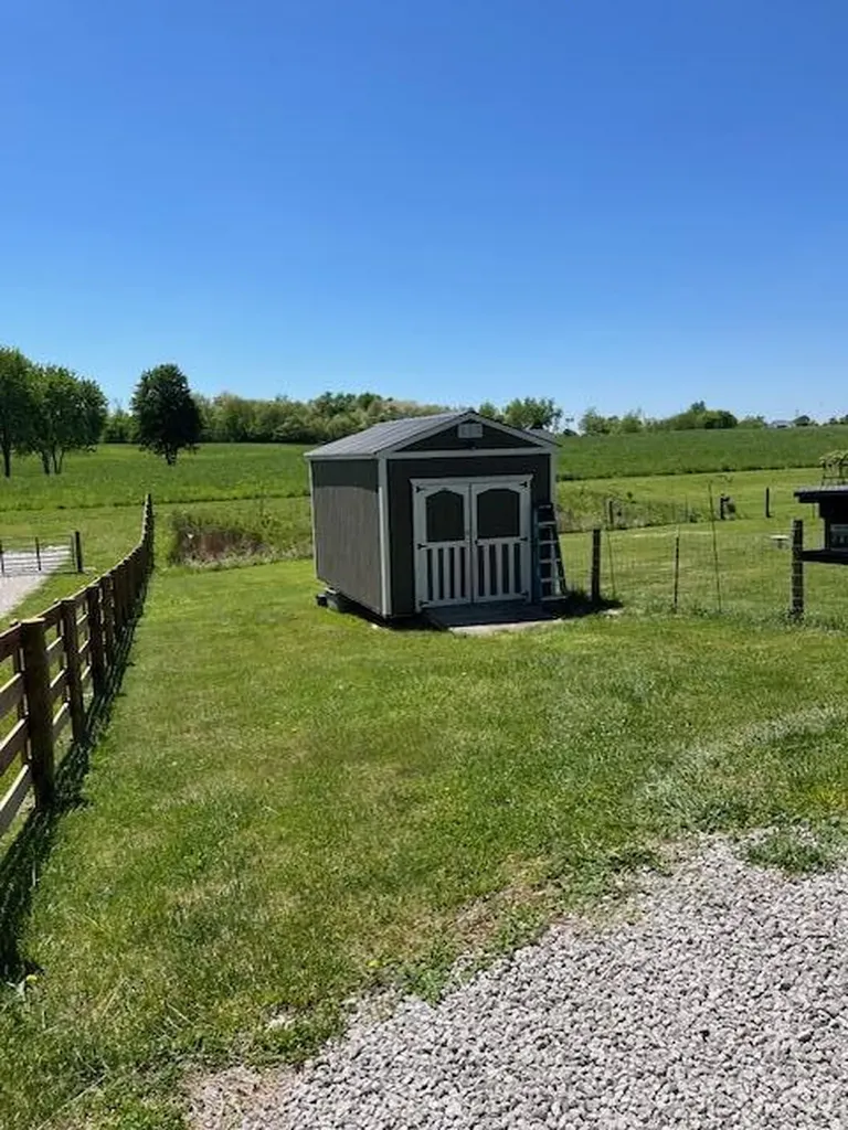 169 Hillspring Road Eminence KY 40019