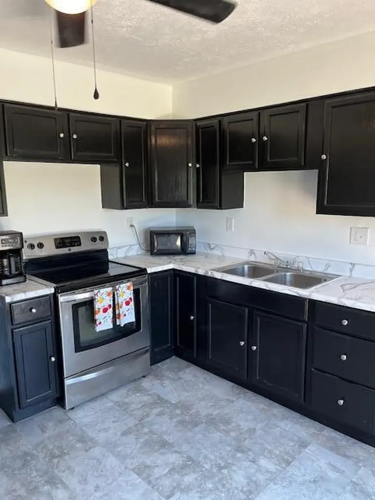 169 Hillspring Road Eminence KY 40019