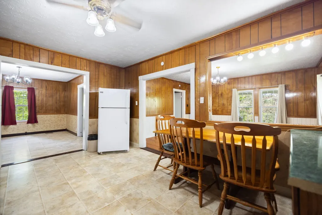 249 3rd Street Manchester KY 40962