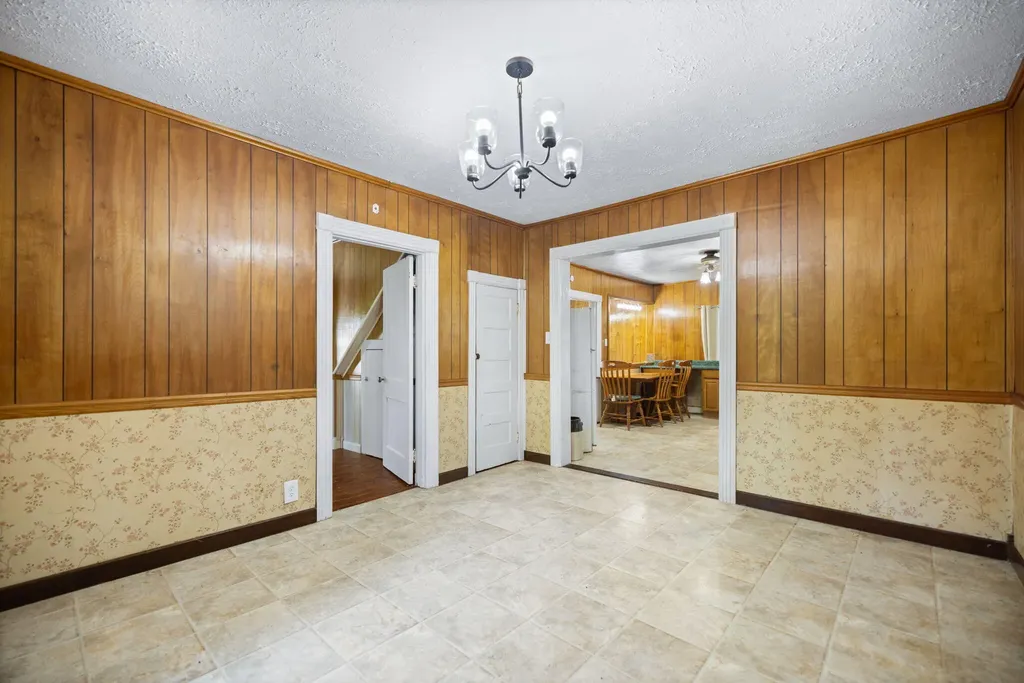 249 3rd Street Manchester KY 40962