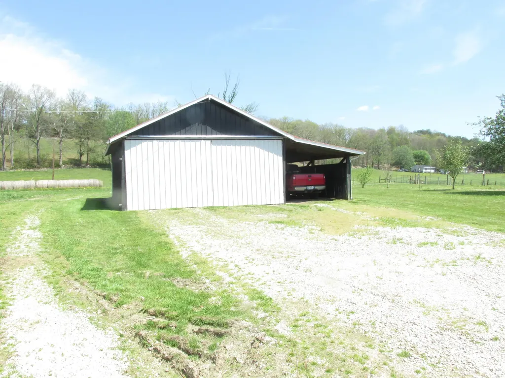 235 Science Ridge Road Jeffersonville KY 40337