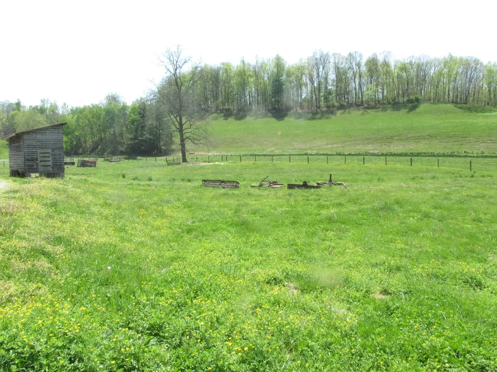 235 Science Ridge Road Jeffersonville KY 40337
