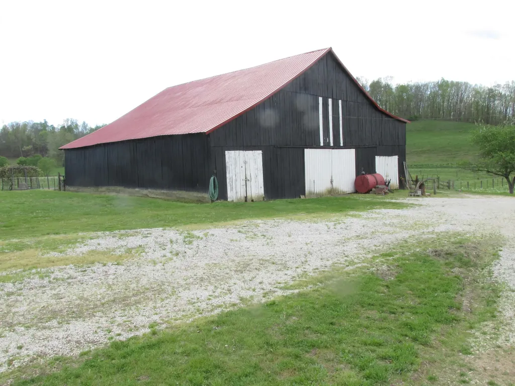 235 Science Ridge Road Jeffersonville KY 40337
