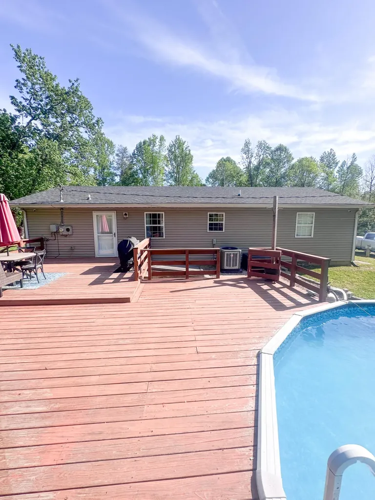 529 Dabney Drive Jamestown KY 42629