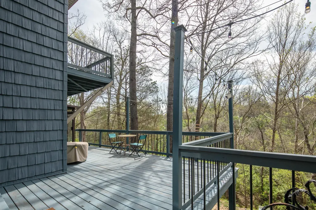 2140 Crystal Creek Drive Frankfort KY 40601