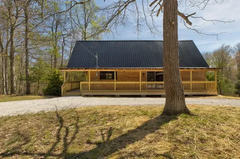 663 Twin Oaks Road Wellington KY 40387