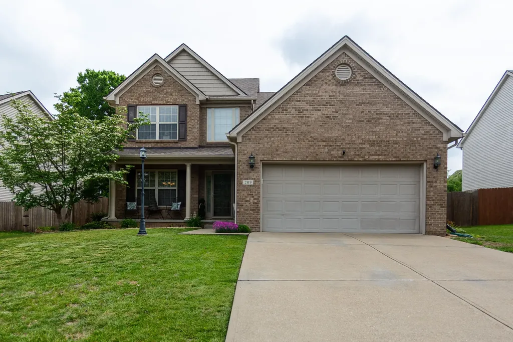 209 Timothy Drive Nicholasville KY 40356