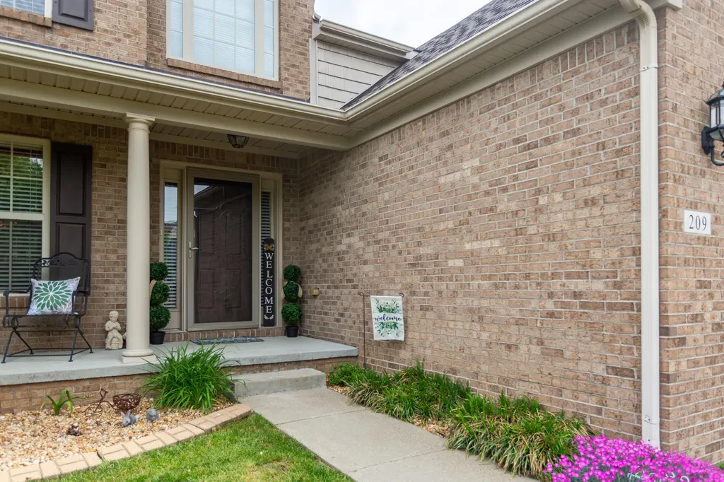 209 Timothy Drive Nicholasville KY 40356