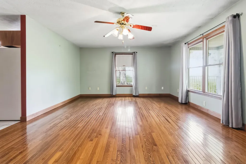 35 Vanzant Road Lily KY 40740