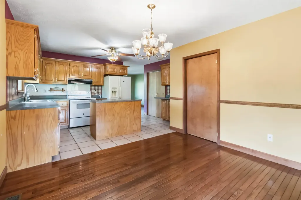 35 Vanzant Road Lily KY 40740