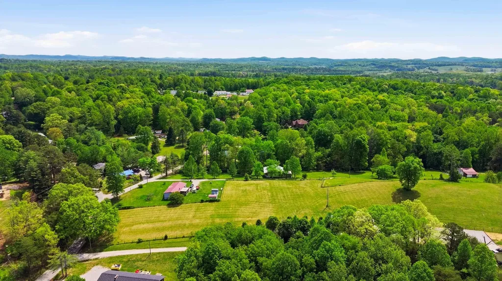 35 Vanzant Road Lily KY 40740
