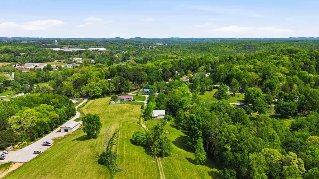 35 Vanzant Road Lily KY 40740