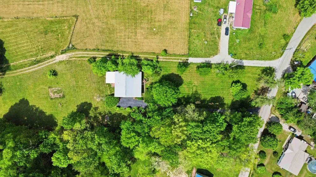 35 Vanzant Road Lily KY 40740