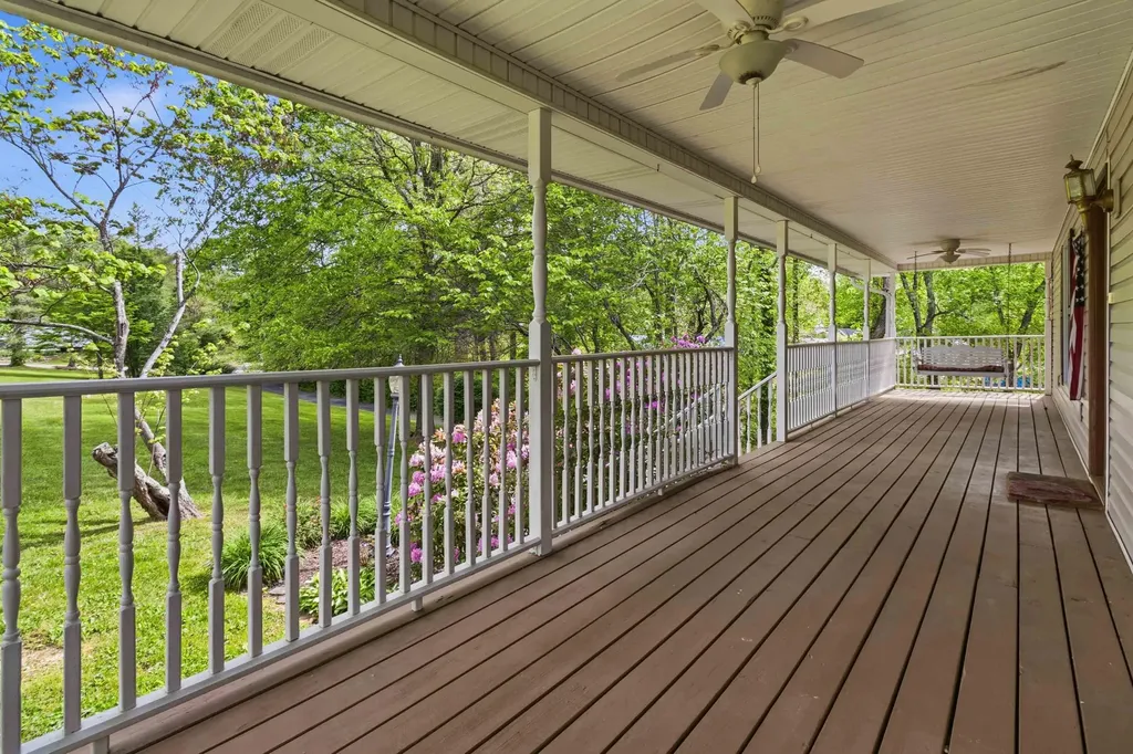 35 Vanzant Road Lily KY 40740