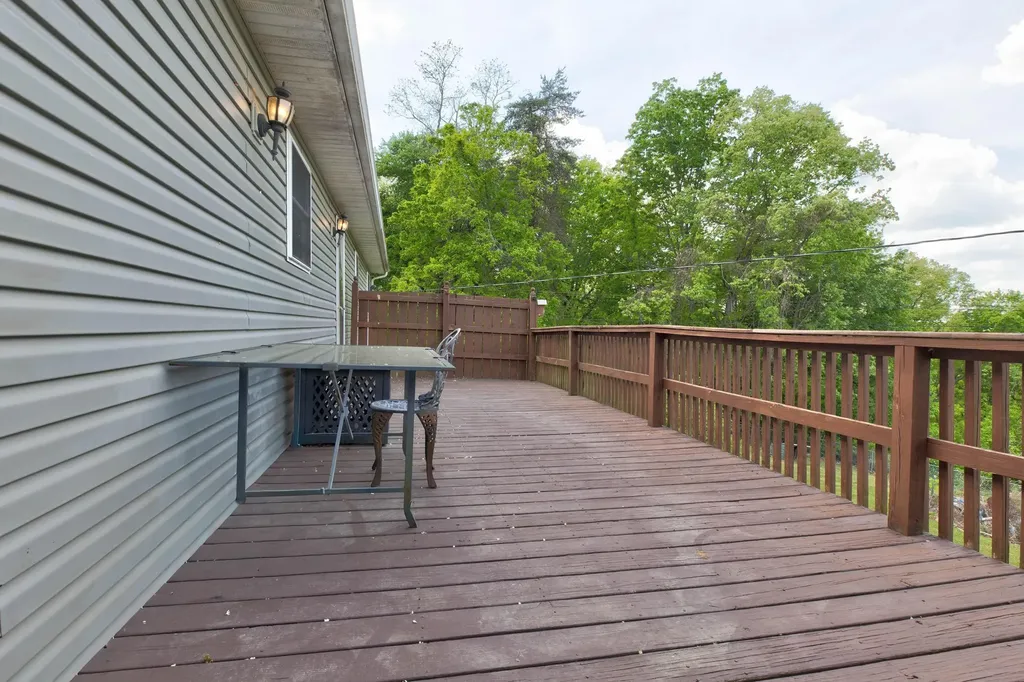 2785 Betty Gap Ridge Road Denniston KY 40316