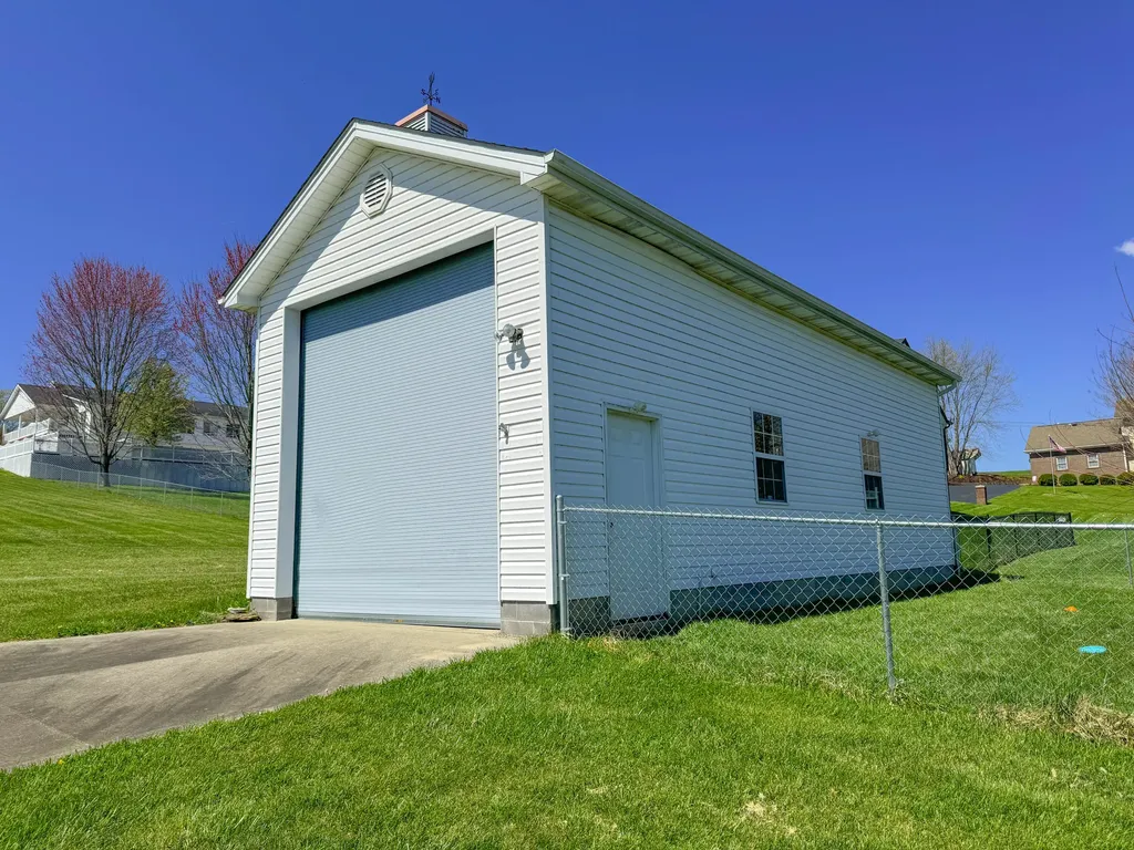 309 Park Lane Science Hill KY 42553