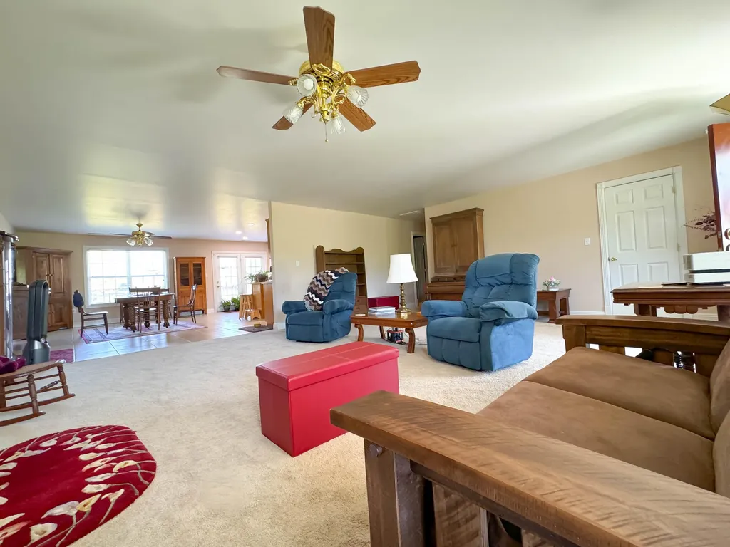 309 Park Lane Science Hill KY 42553