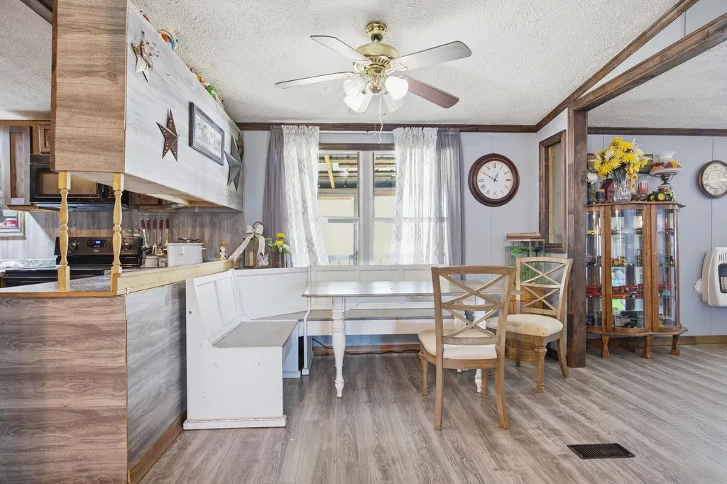 91-95 Shuler Road Clay City KY 40312
