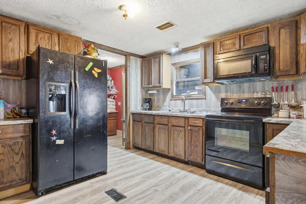 91-95 Shuler Road Clay City KY 40312