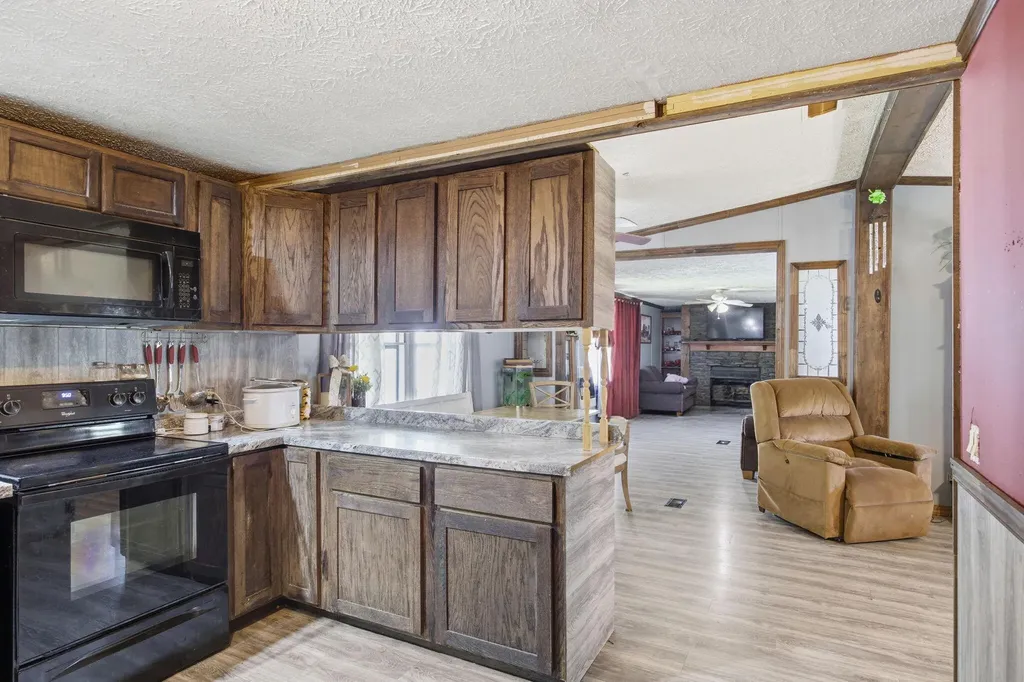 91-95 Shuler Road Clay City KY 40312
