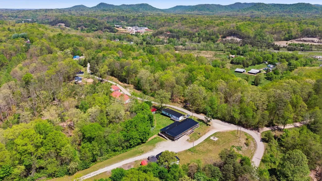 91-95 Shuler Road Clay City KY 40312