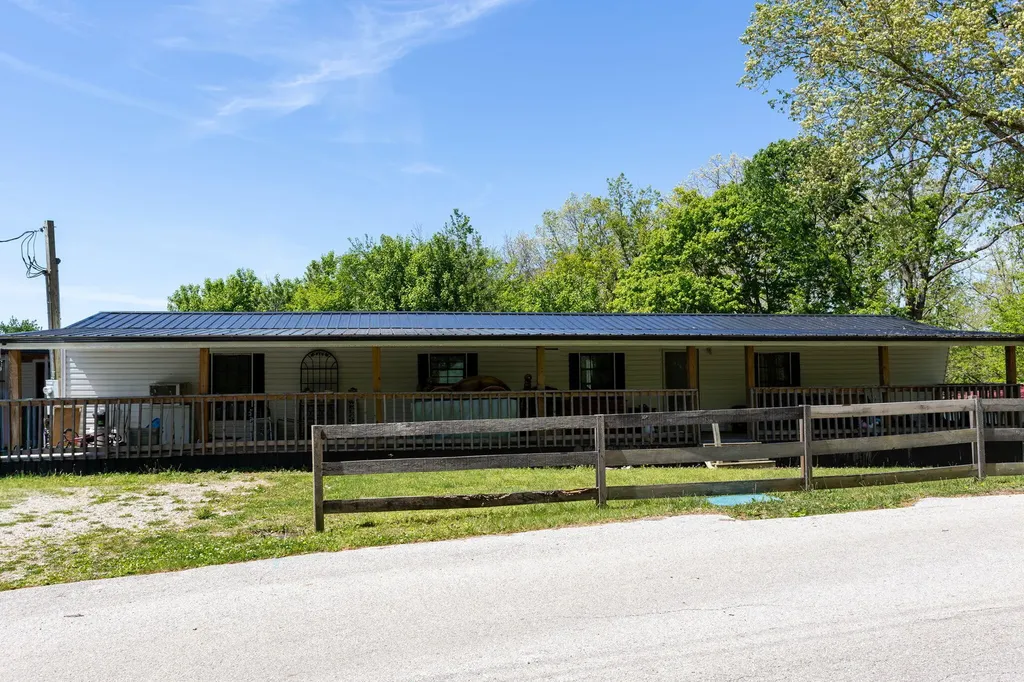 91-95 Shuler Road Clay City KY 40312