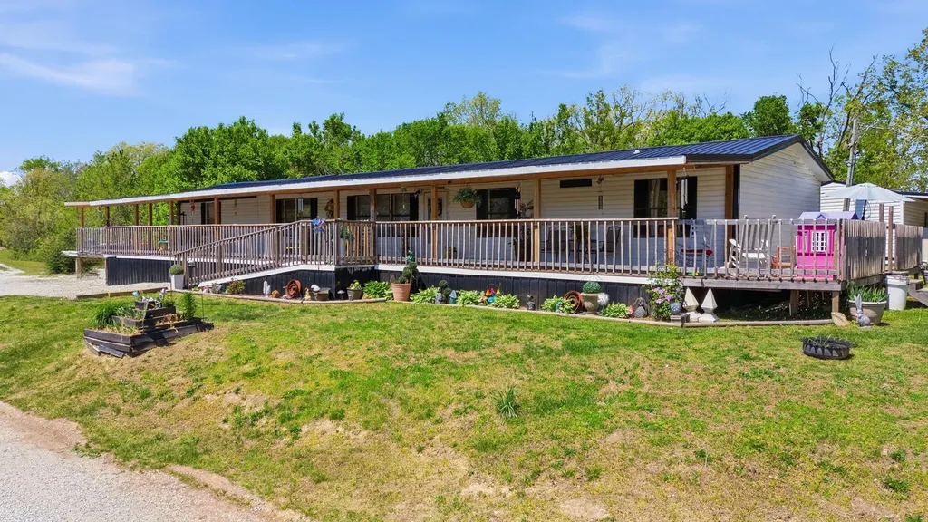 91-95 Shuler Road Clay City KY 40312