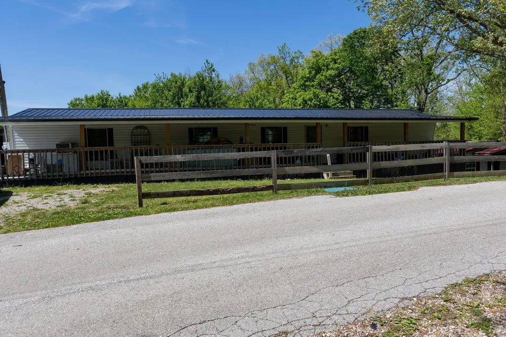 91-95 Shuler Road Clay City KY 40312