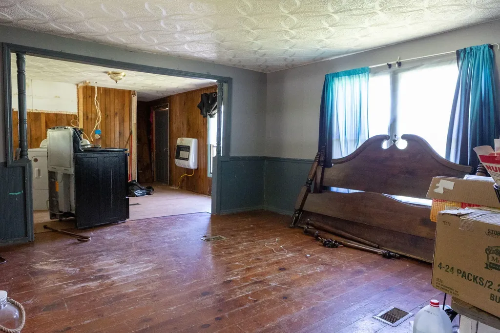 91-95 Shuler Road Clay City KY 40312
