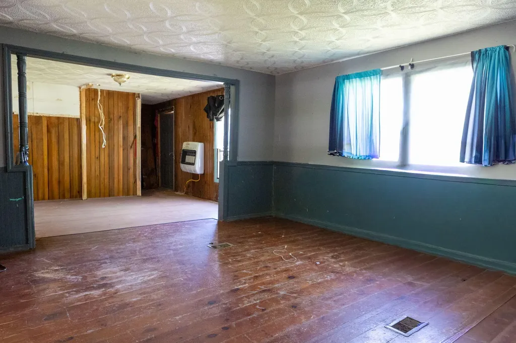 91-95 Shuler Road Clay City KY 40312