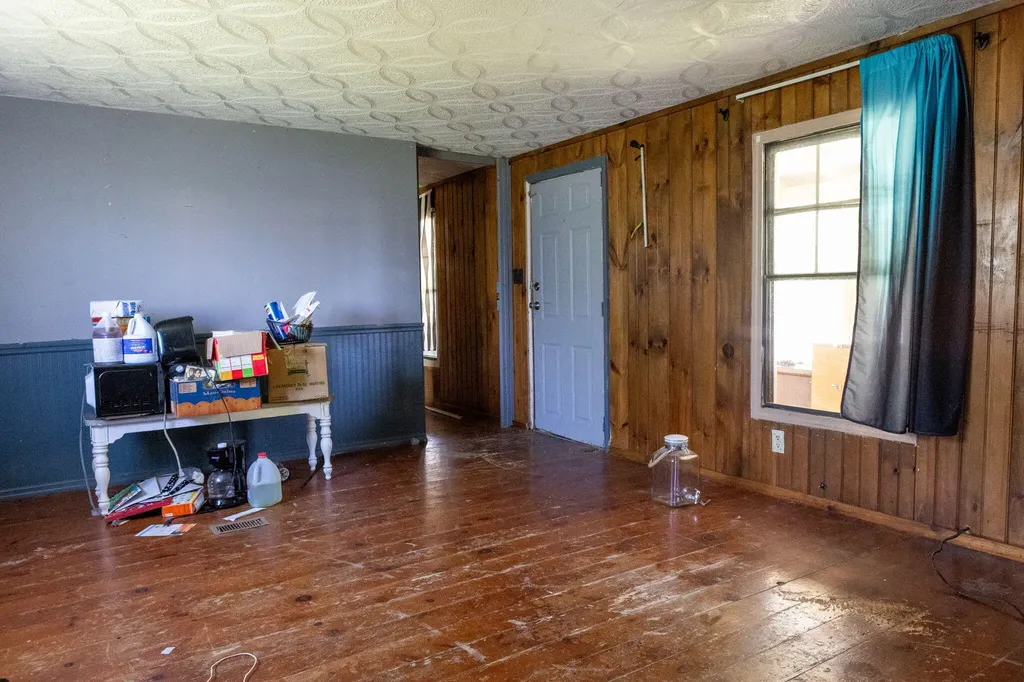 91-95 Shuler Road Clay City KY 40312