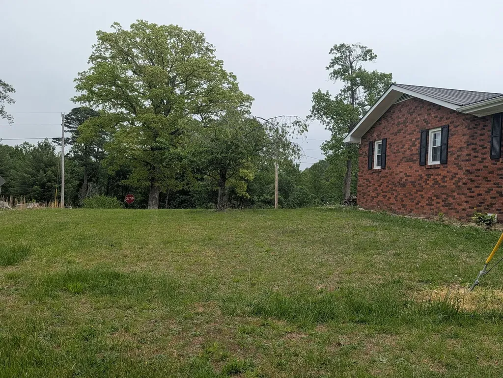 4063 Old Salem Road London KY 40741
