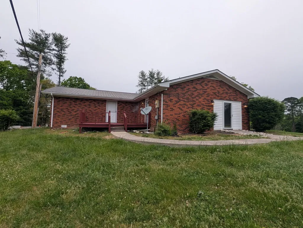 4063 Old Salem Road London KY 40741