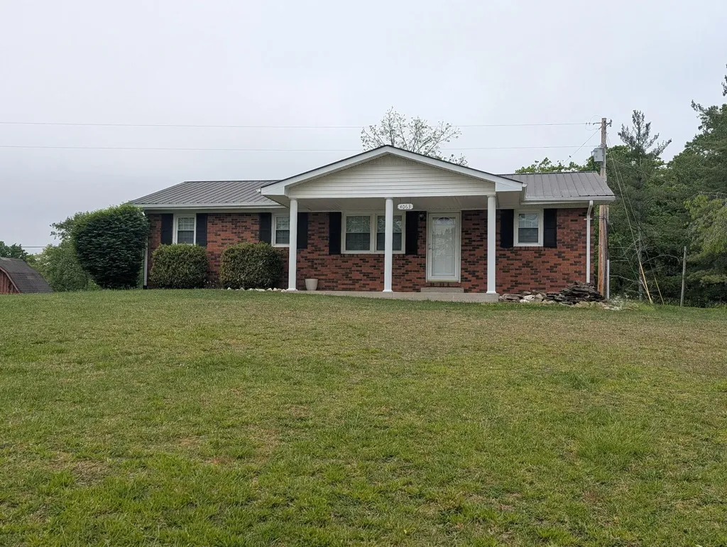 4063 Old Salem Road London KY 40741