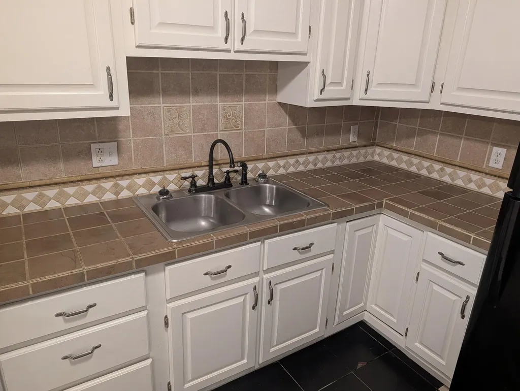 4063 Old Salem Road London KY 40741