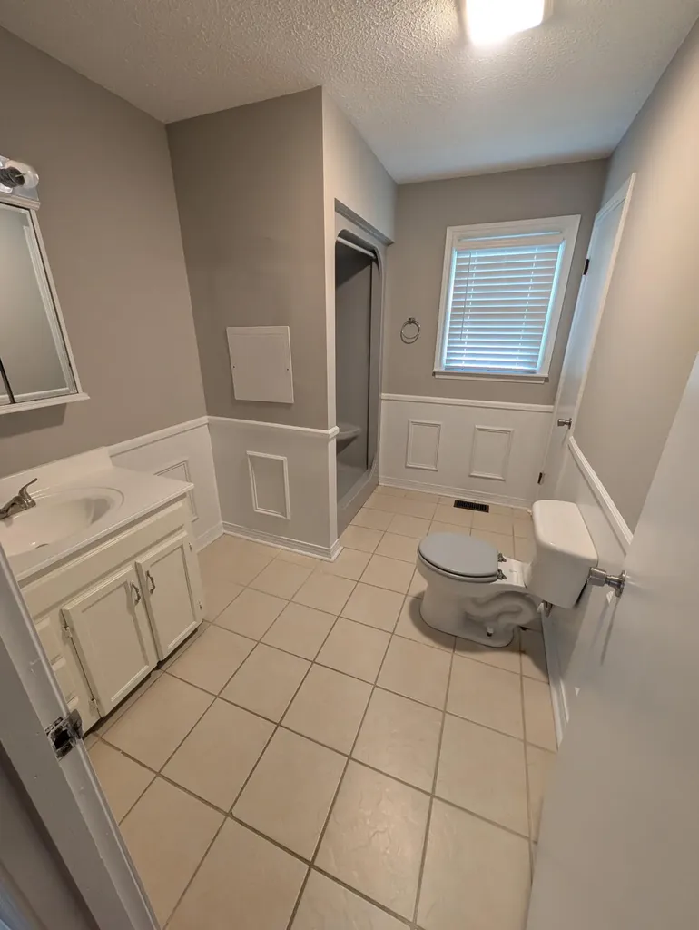 4063 Old Salem Road London KY 40741