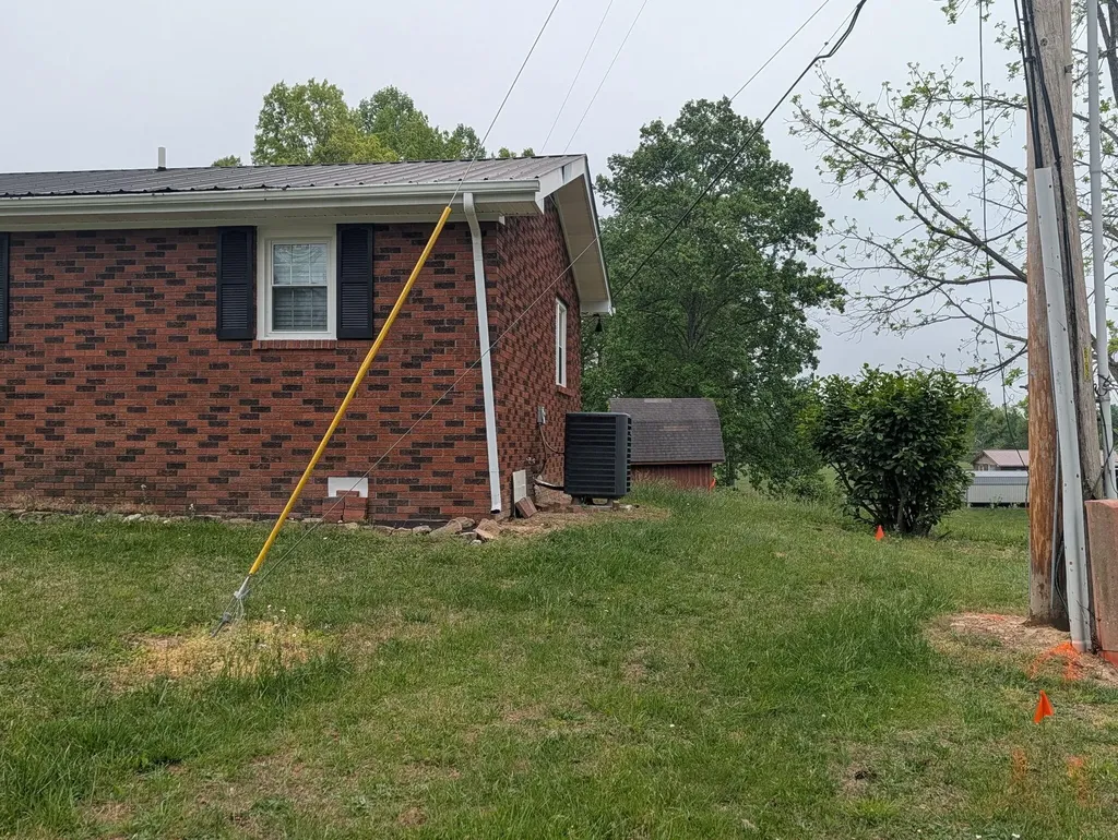 4063 Old Salem Road London KY 40741