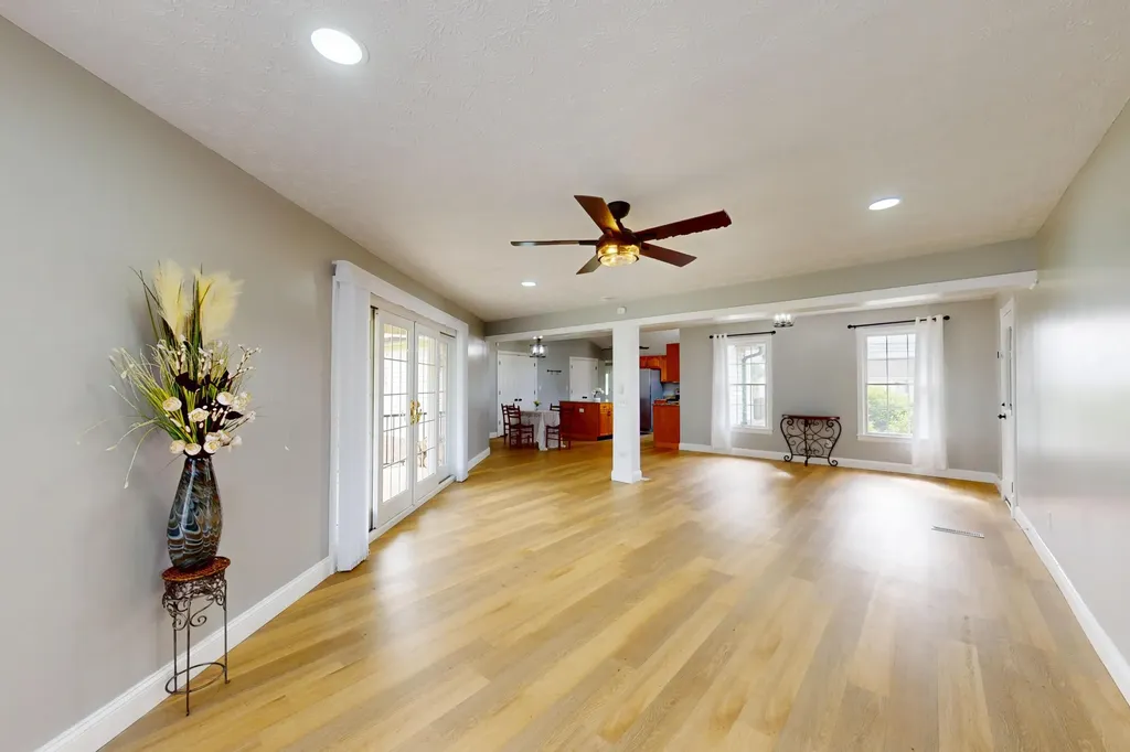 416 Ferry Road Somerset KY 42503
