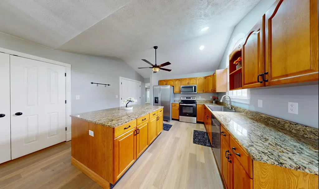 416 Ferry Road Somerset KY 42503