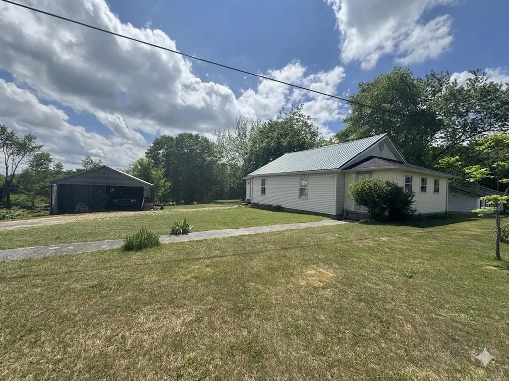 441 Old Hoppertown Road Russell Springs KY 42642