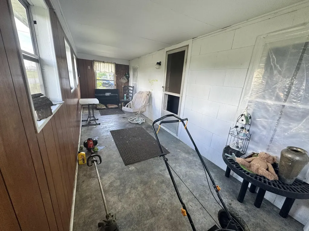 441 Old Hoppertown Road Russell Springs KY 42642