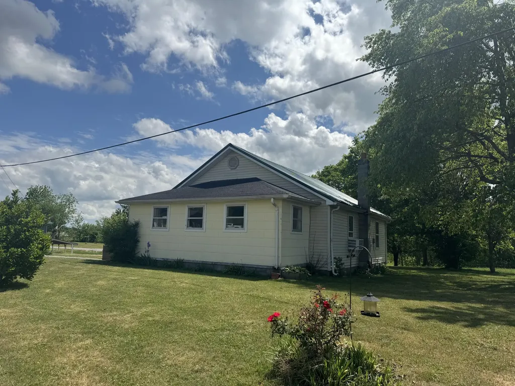 441 Old Hoppertown Road Russell Springs KY 42642