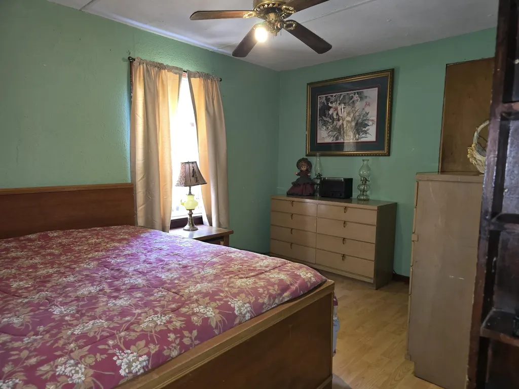 391 Rose Road Pineville KY 40977