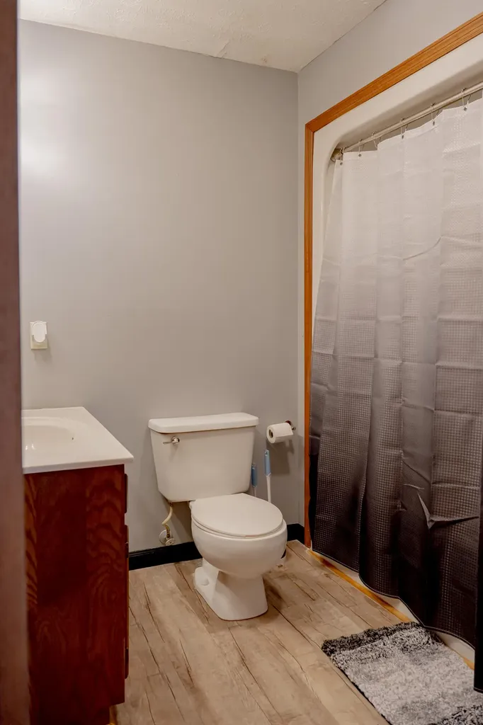 679B Bell Phipps Road Monticello KY 42633