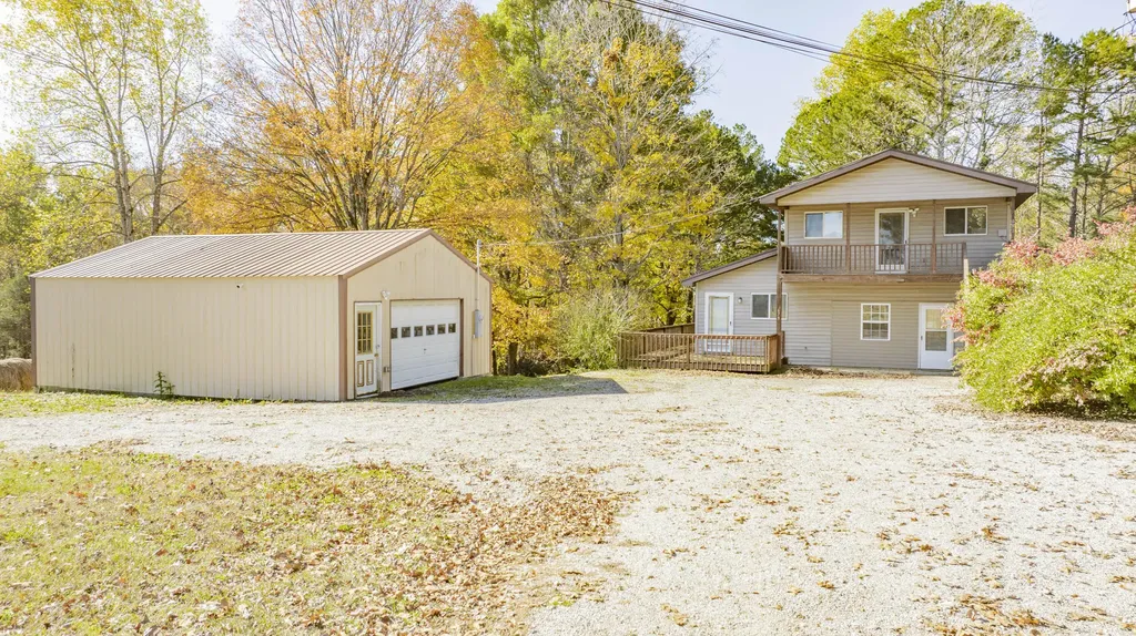 679B Bell Phipps Road Monticello KY 42633