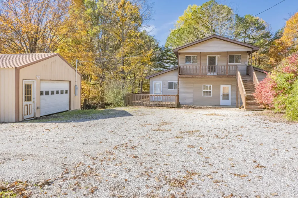 679B Bell Phipps Road Monticello KY 42633