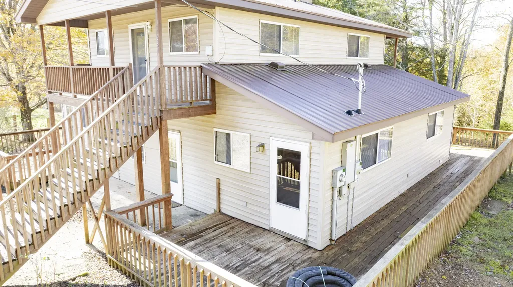 679B Bell Phipps Road Monticello KY 42633